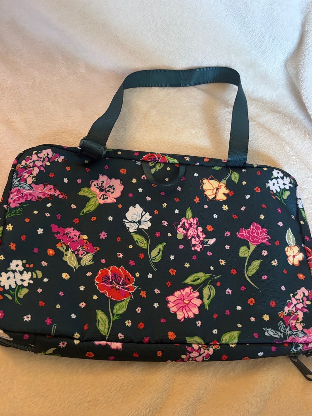 Vera Bradley Hanging Travel Organizer Toiletry Cosmetic Bag Floral - Picture 2 of 9